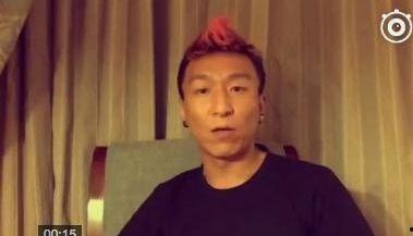 穿成娱乐圈小糊咖只想摆烂吃瓜