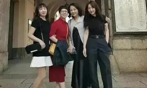 娱乐圈吃瓜裙,揭秘明星们的时尚争议与舆论风波